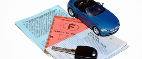 Vendre une voiture sans carte grise : est-ce possible et comment faire ?