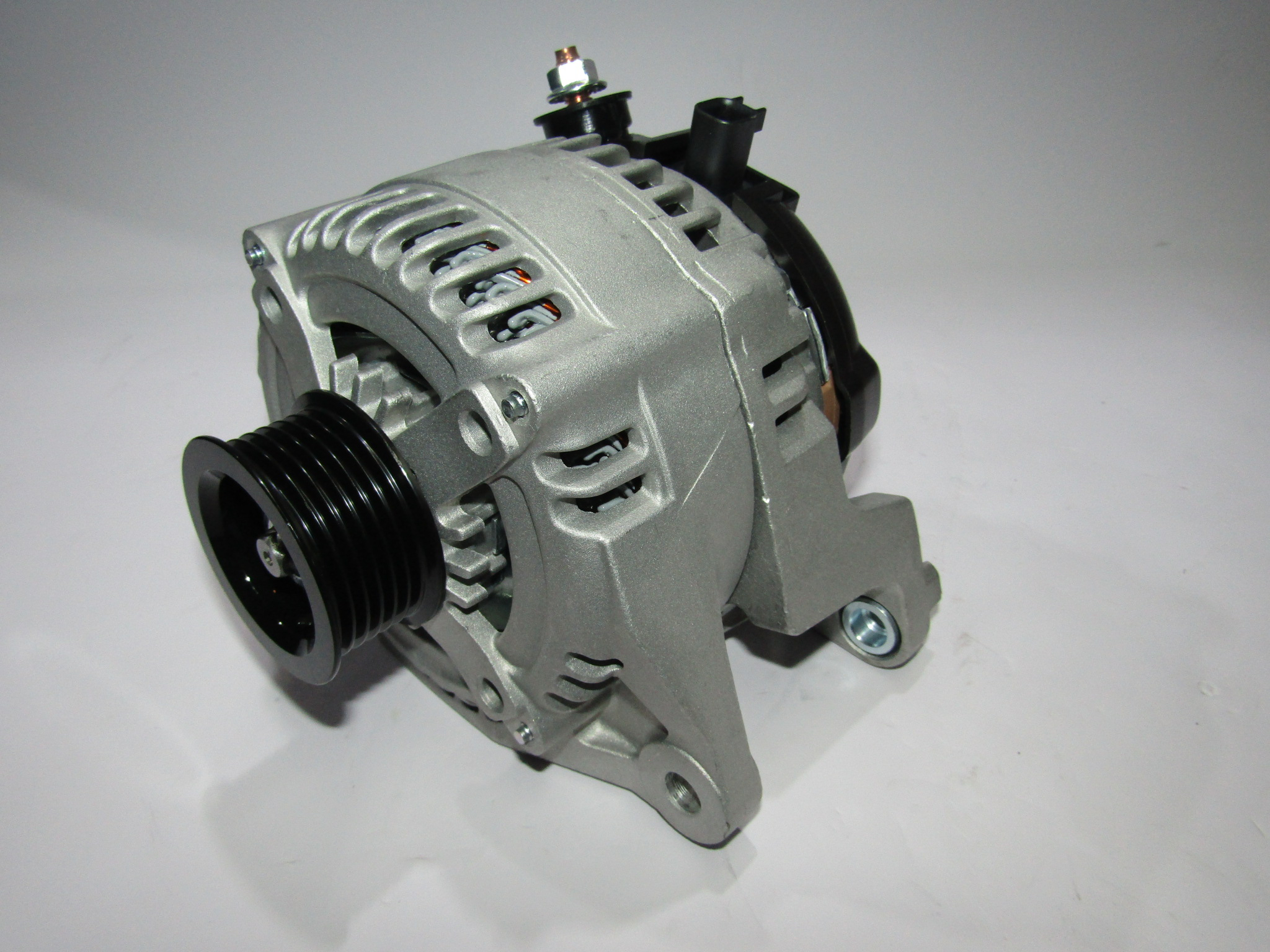 Alternador Dodge Durango 5.7l 2009-2012 150 Amp - foto 2