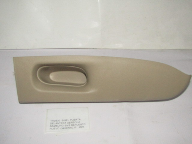 Bisel Puerta Delantera Derecha Samsung Sm3