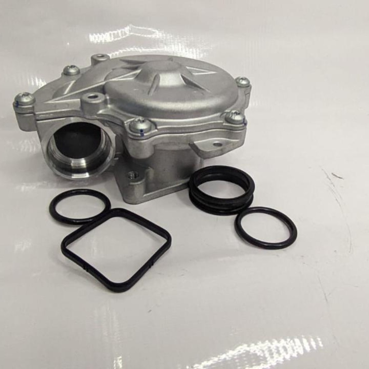 Bomba Agua Para Bmw E90 Serie 3 318i 320i - foto 2
