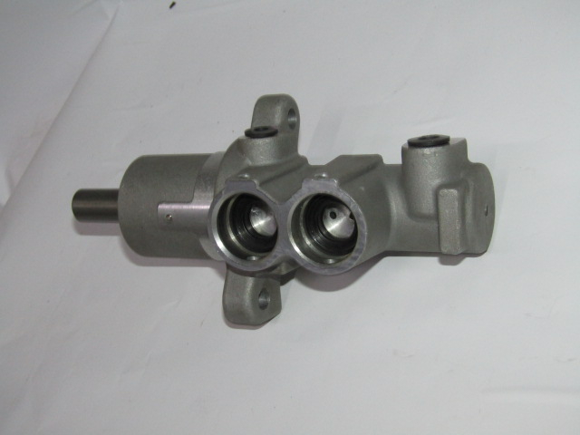 Bomba Freno Chevrolet Equinox 3.4 2004 - 2006 - foto 3