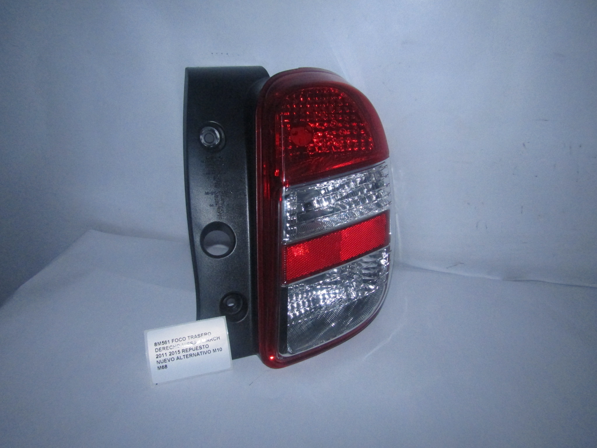 Foco Trasero Derecho Nissan March 2011 2015
