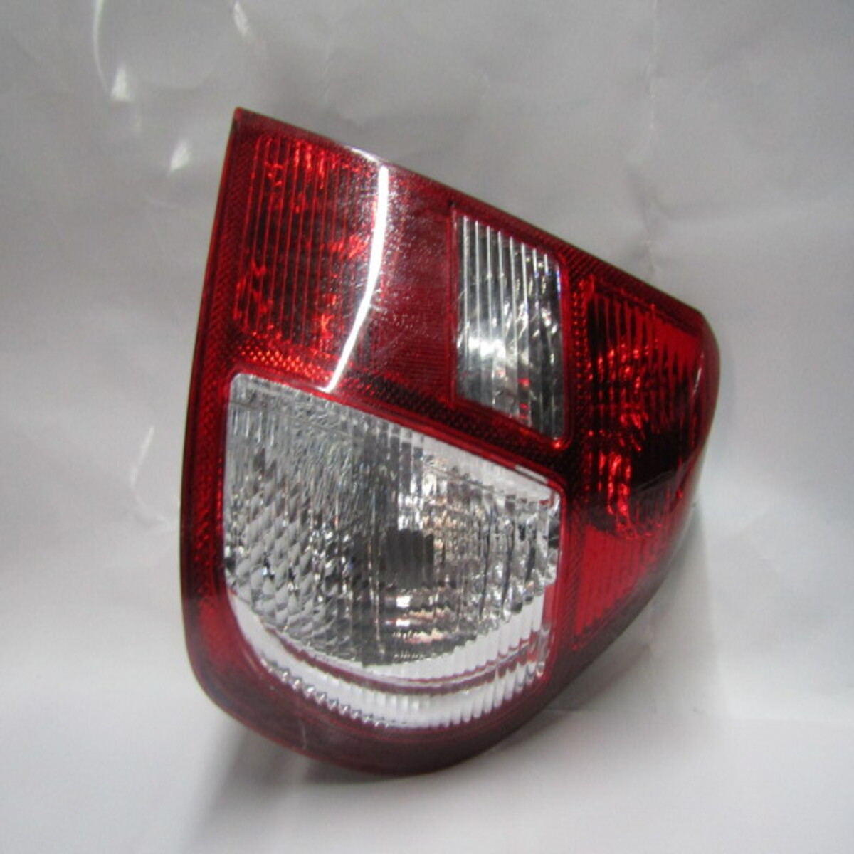 Foco Trasero Derecho Renault Clio Symbol - foto 2