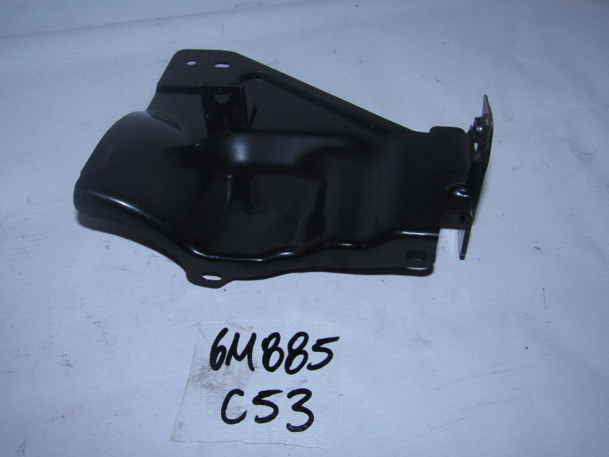 Soporte Parachoque Izquierdo Mazda Bt-50 2.2 2006 2009