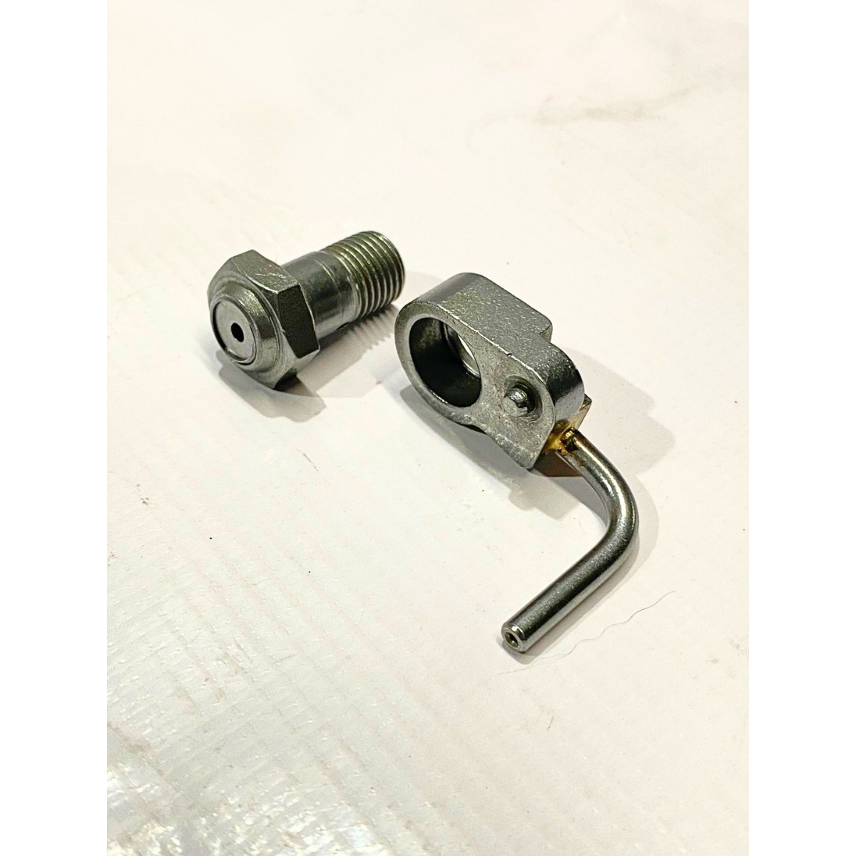 Surtidor Inyector Aceite Motor Mitsubishi L200 4n15 - foto 3