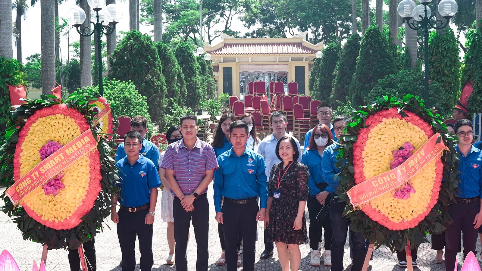 CHI ĐOÀN CÔNG TY SMART MEDIA THĂM VIẾNG DÂNG HƯƠNG NGHĨA TRANG LIỆT SĨ THÀNH PHỐ HÀ NỘI