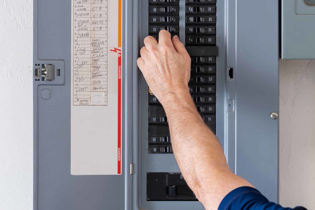 Find a electrical panel upgrade pro in Dallas, TX