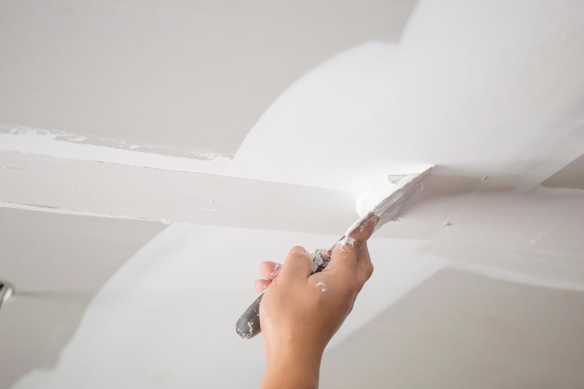 Find a drywall repair contractor in Houston, TX