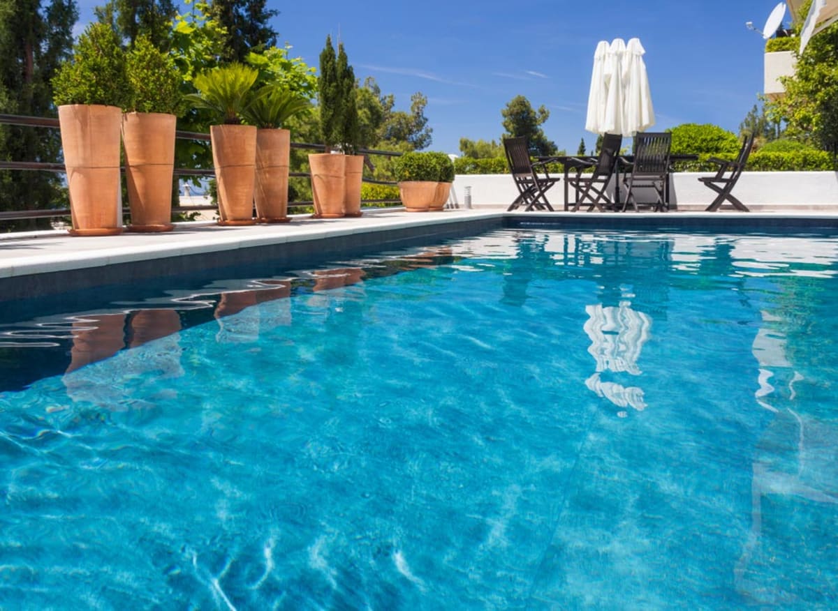 Find a inground pool installer in Burbank, CA