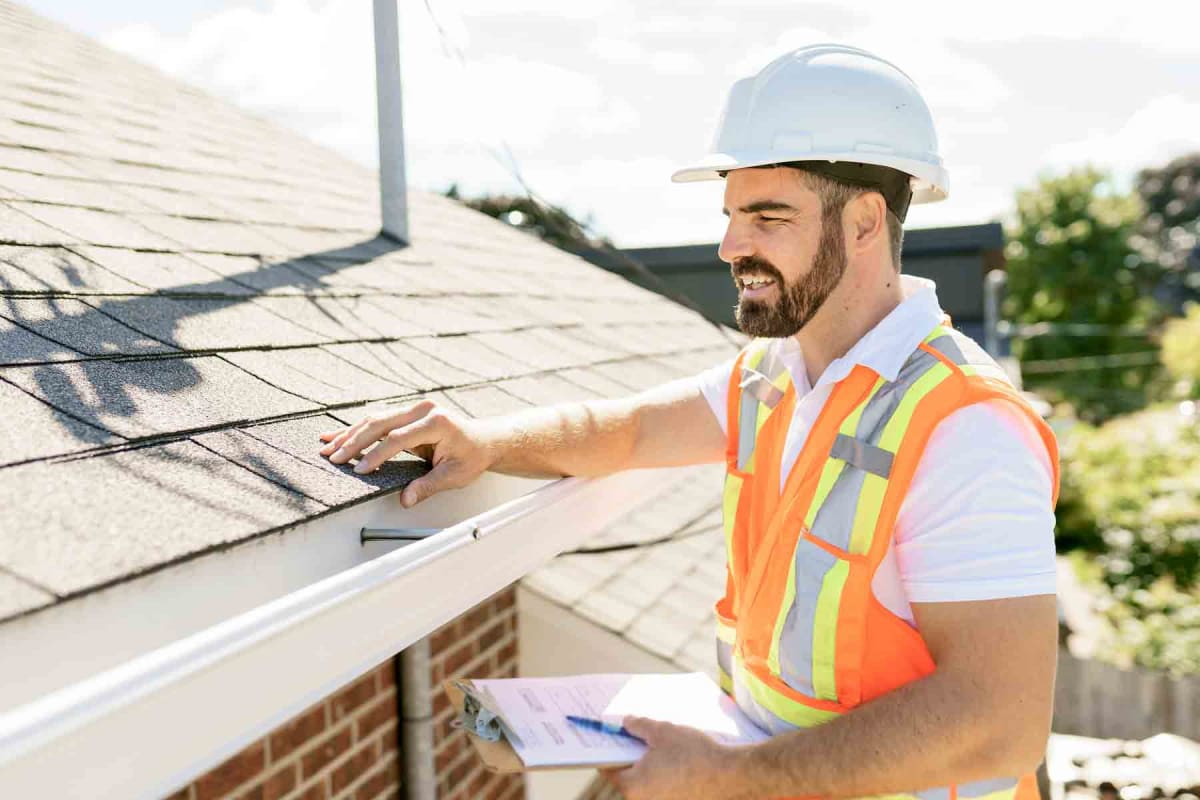 Find a roof inspector in Dallas, TX