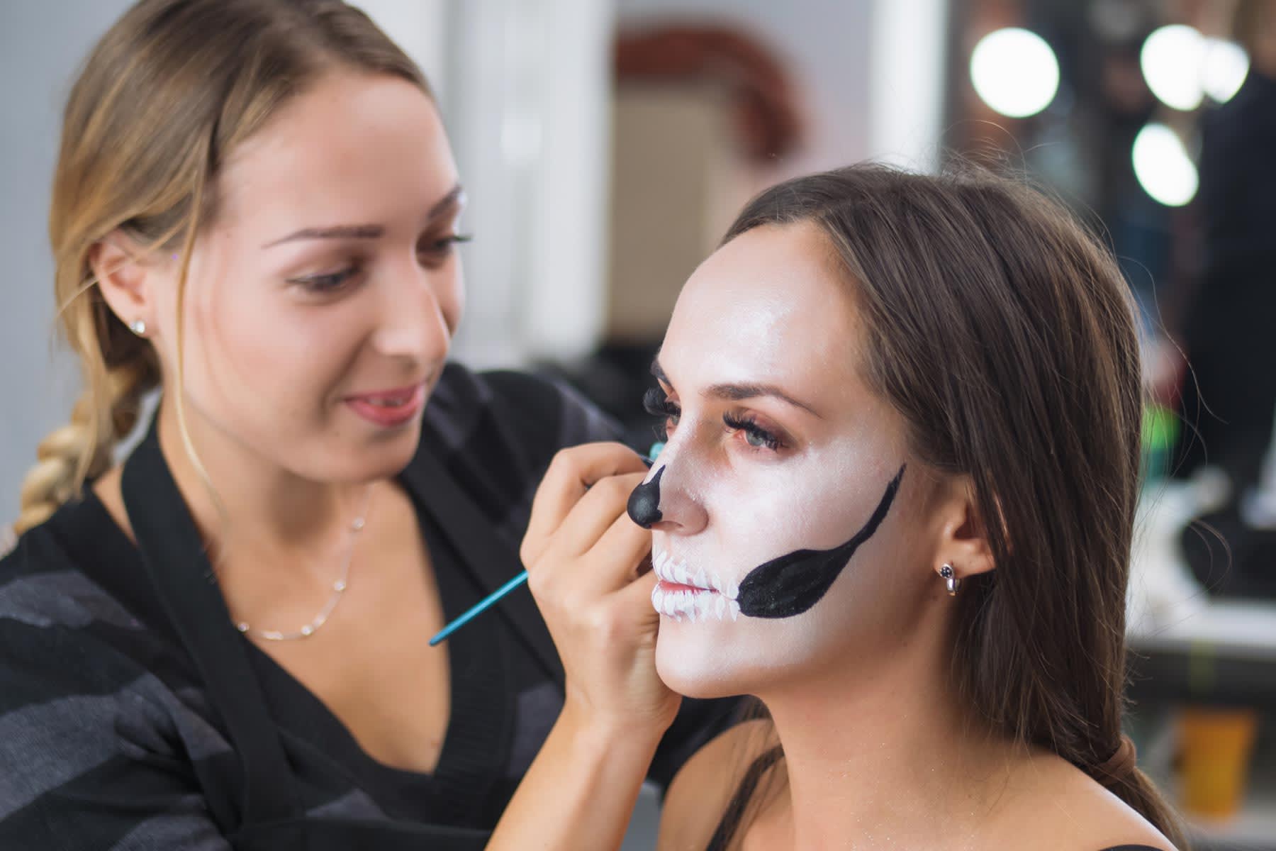 The 10 Best Halloween Makeup Artists Near Me (Free Quotes)