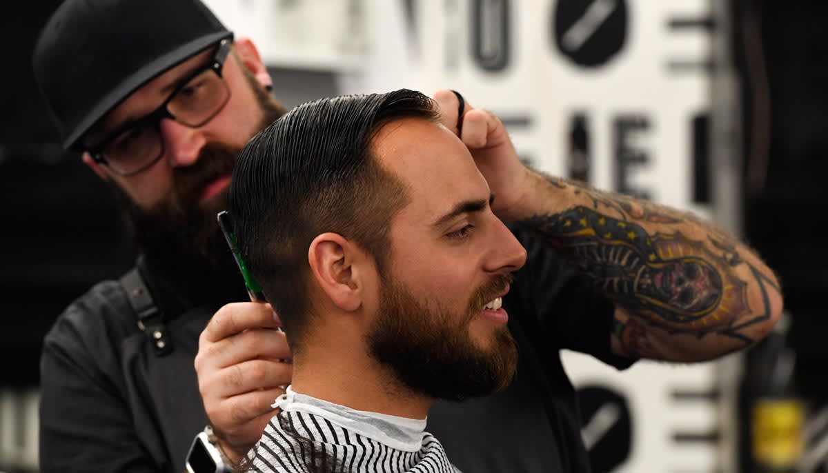 Mobile Haircuts Near Me, Barbers, Hairdressers