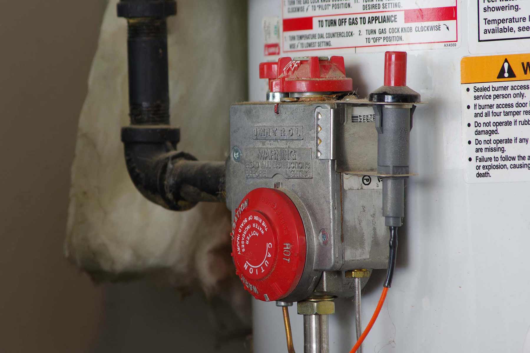 Find a commercial water heater repairer near you