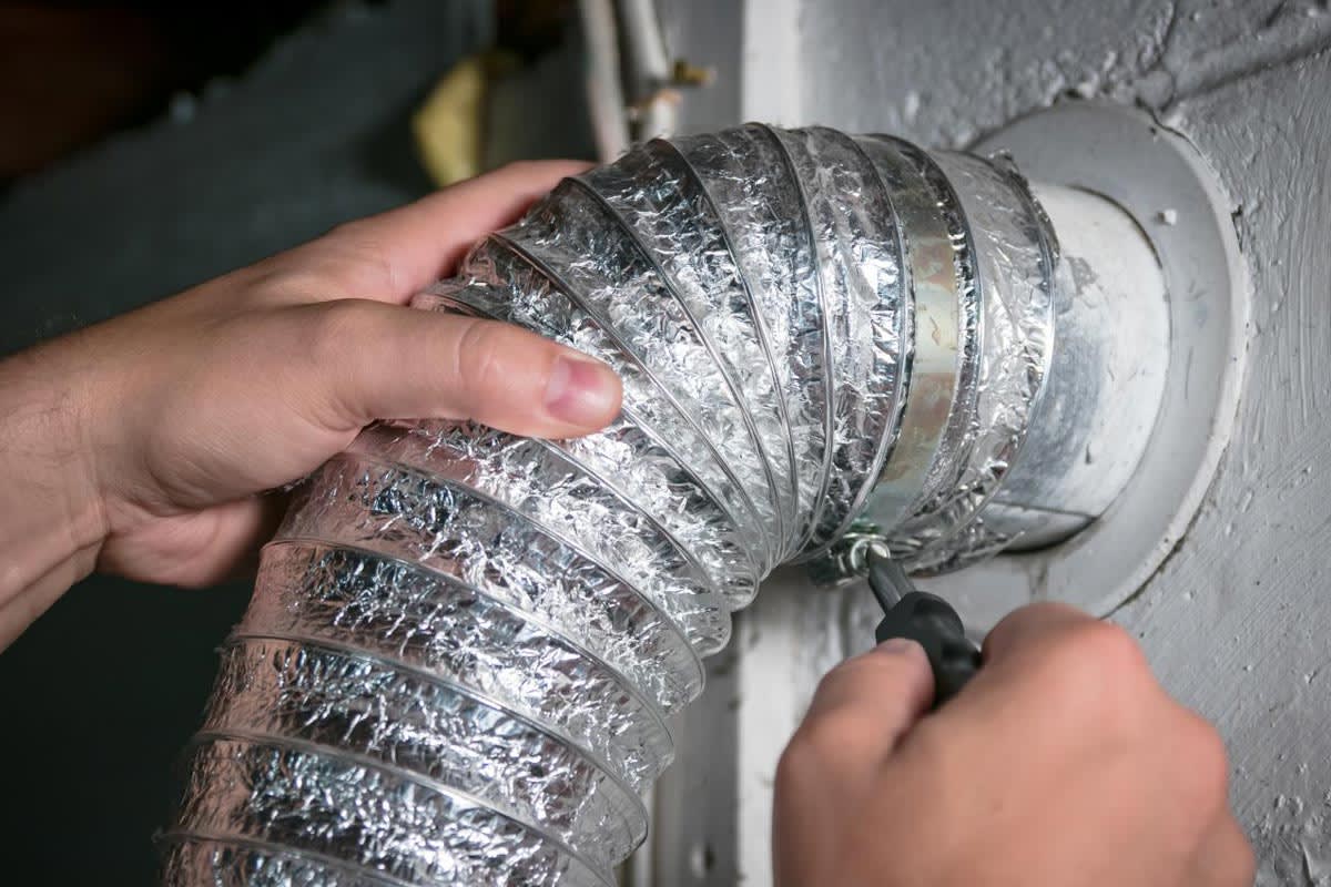 The 10 Best Dryer Vent Cleaning Services Near Me (2024)