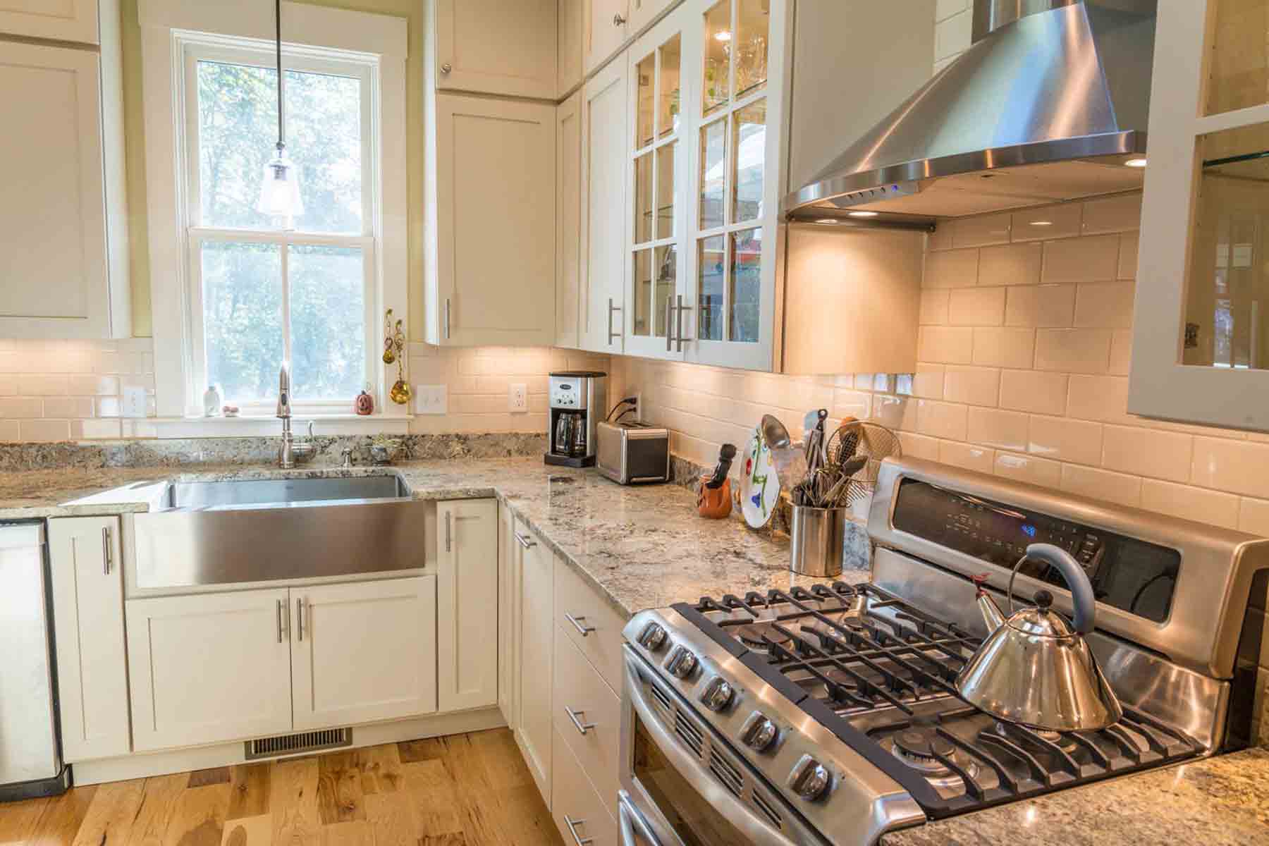 Find a kitchen designer near you