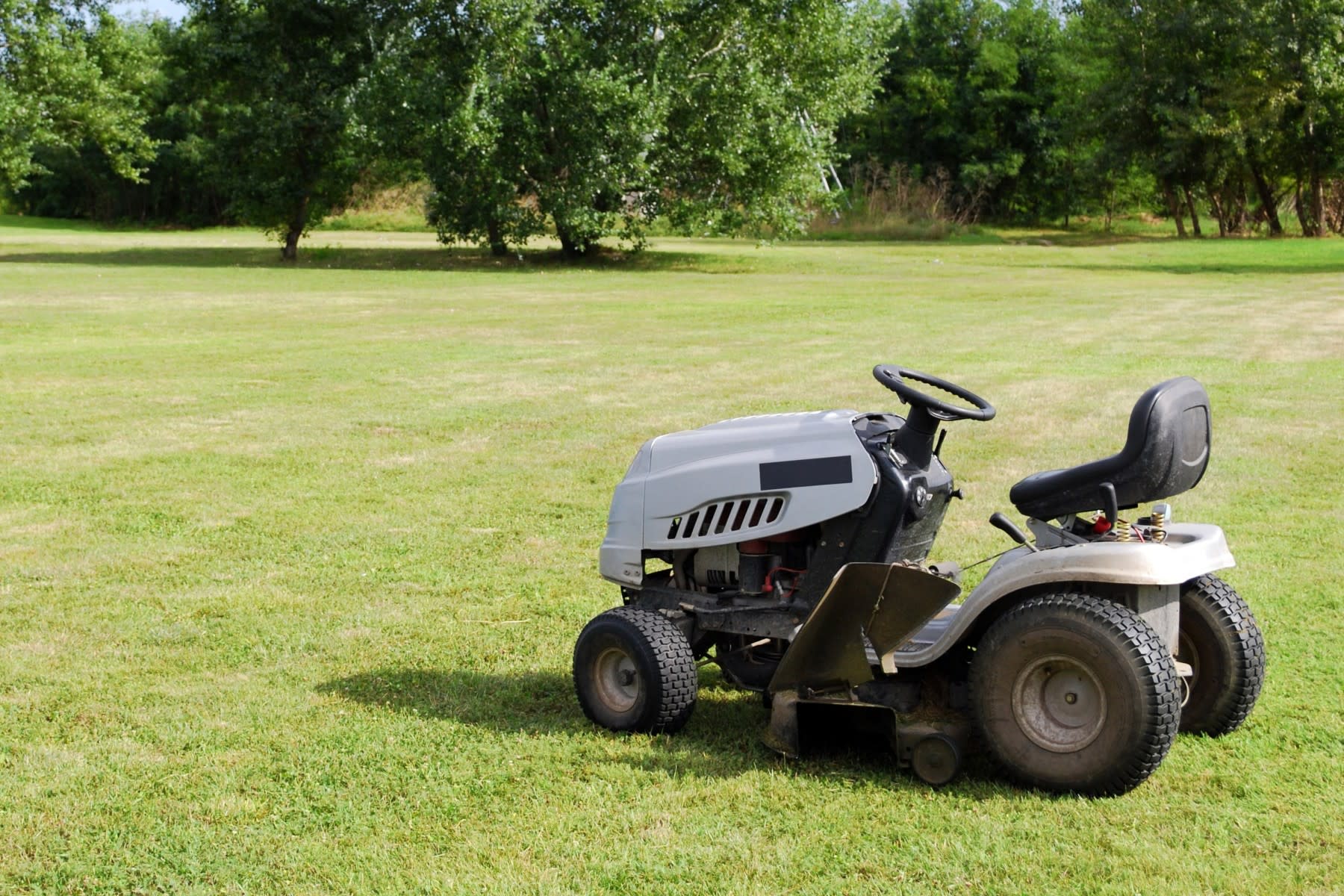 The 10 Best Riding Lawn Mower Repair Near Me (Free Quotes)