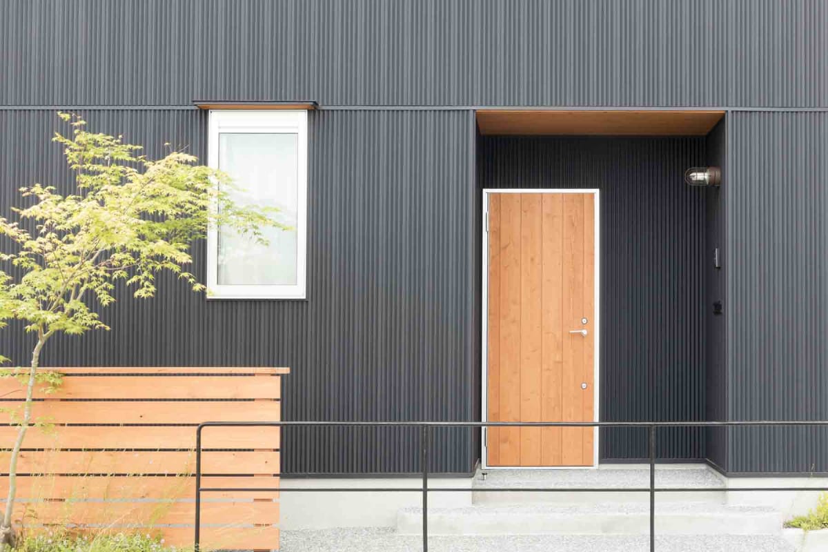 Find a metal siding installer near you