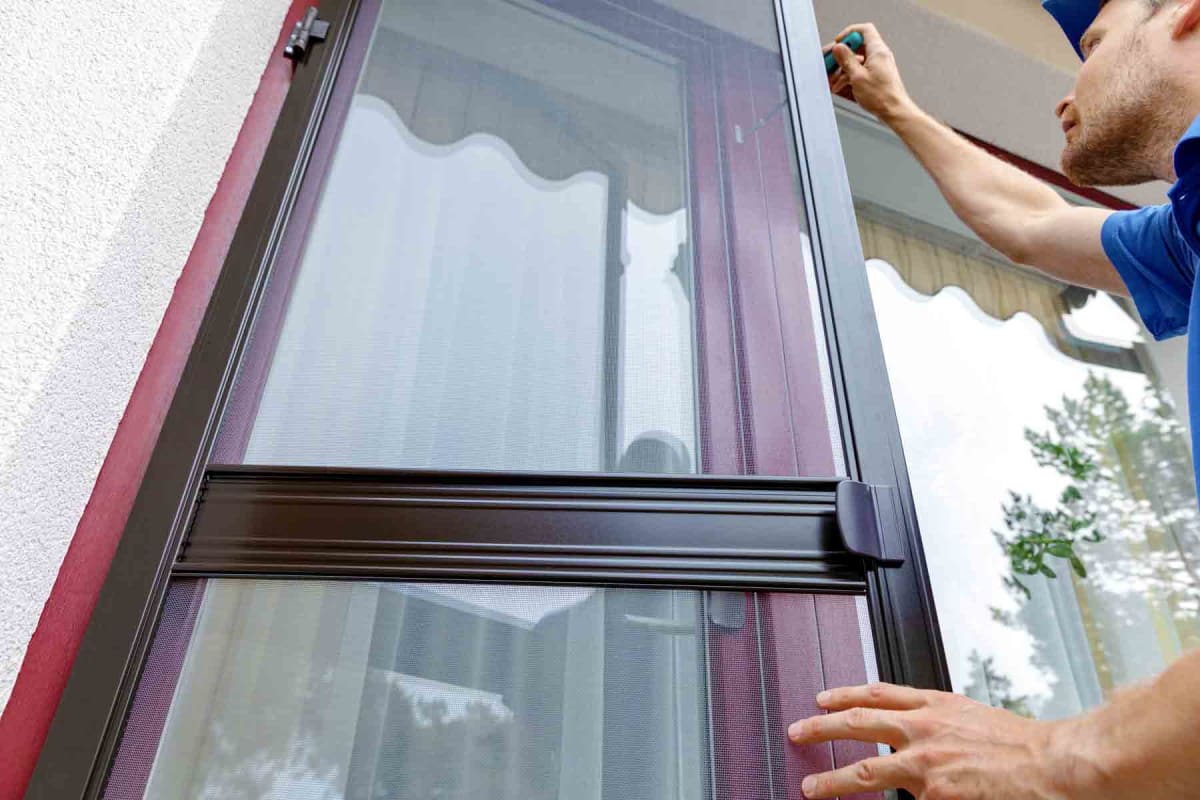 Find a screen door installer near you