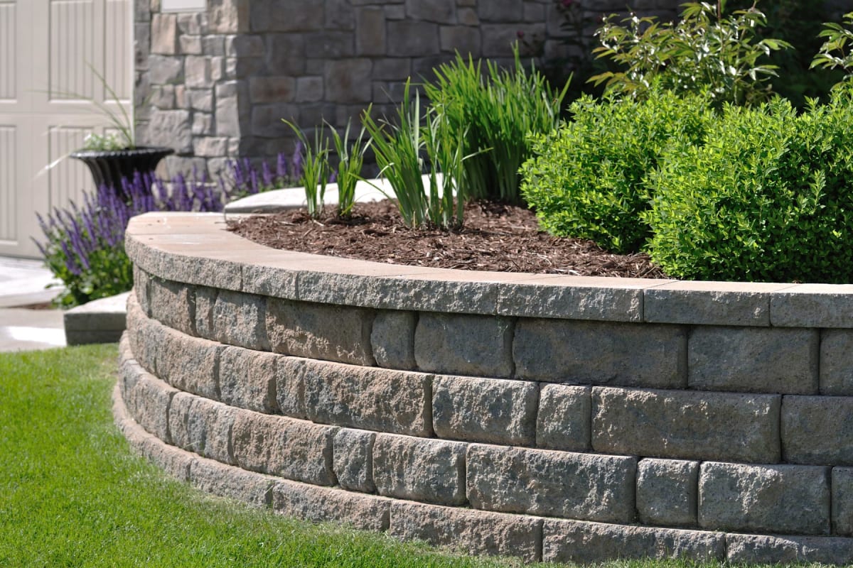 corrugated metal retaining wall