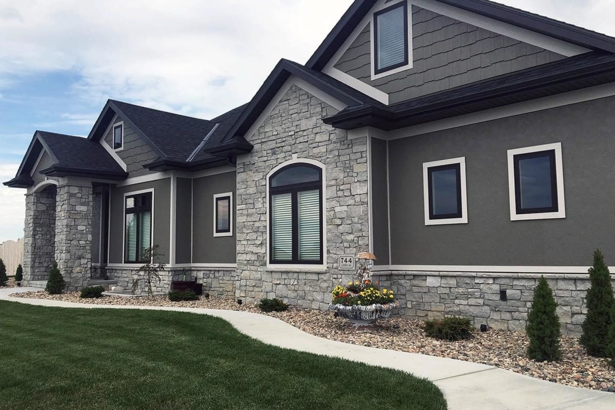 45 Exterior Paint Colors that Pair with Stone Veneer ideas