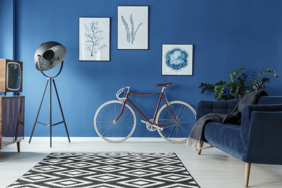 Homeguide Accent Wall Painted Deep Blue In Living Room Tmygwn 