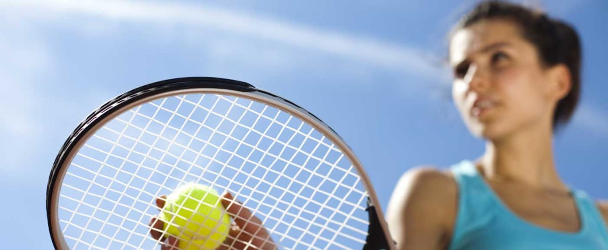 How much do tennis lessons cost?