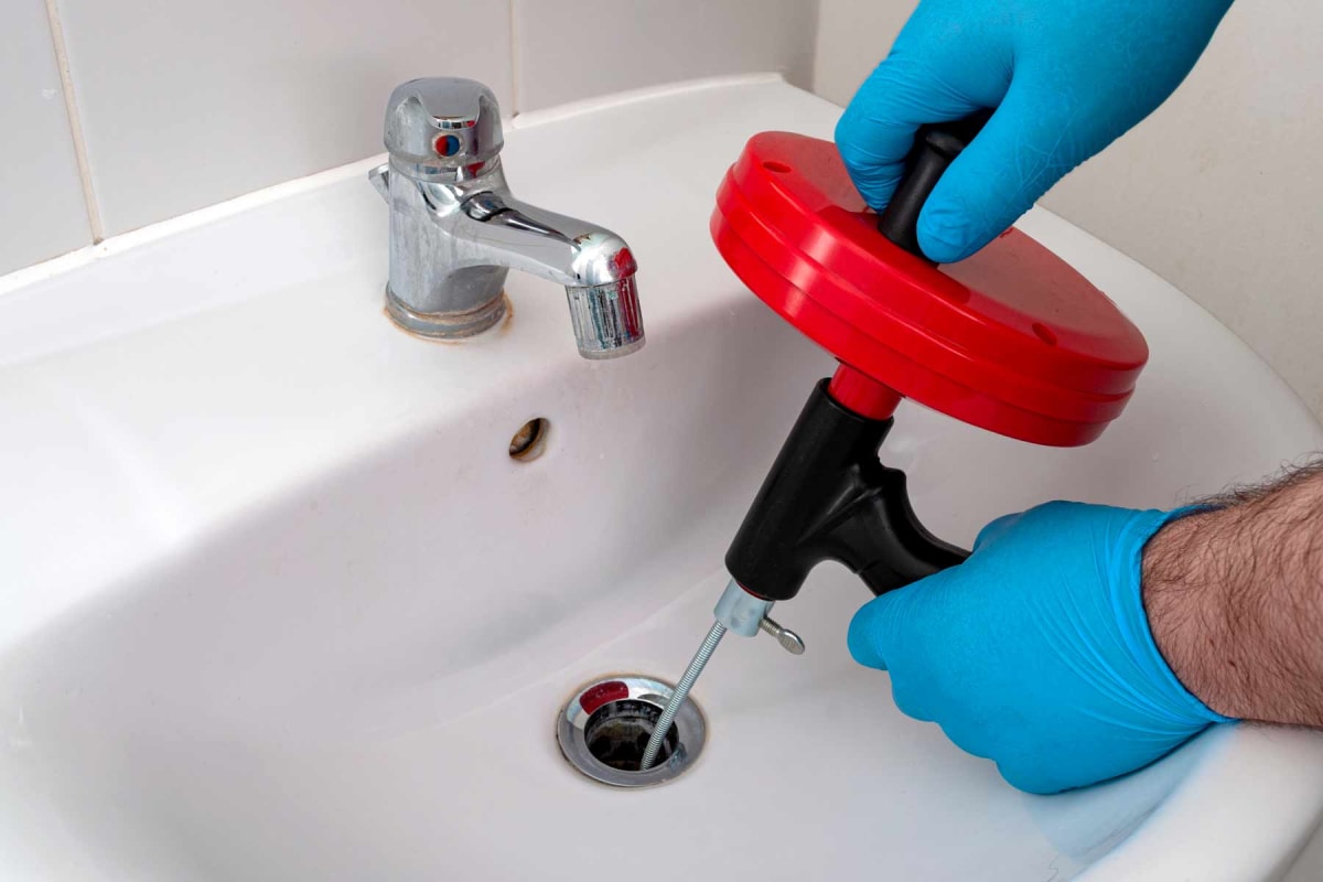 How Much Does Drain Cleaning Cost? [2024 Prices] - HomeGuide