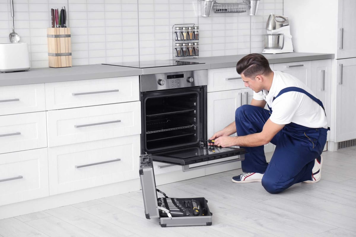How much does oven repair cost?