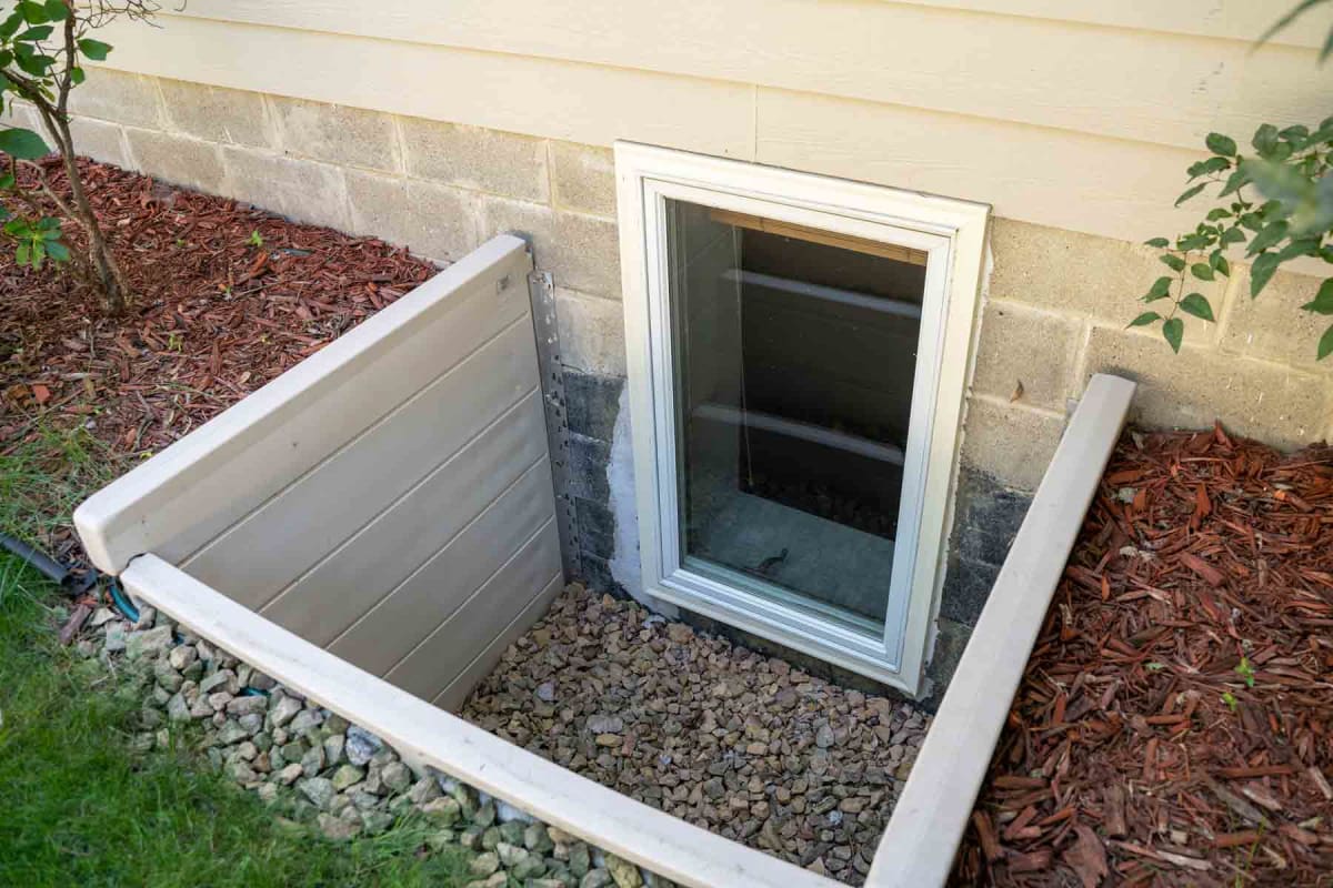 How much does an egress window cost to install?