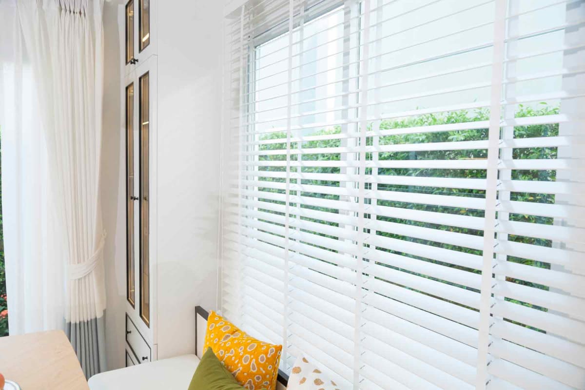 How much do blinds cost to install?