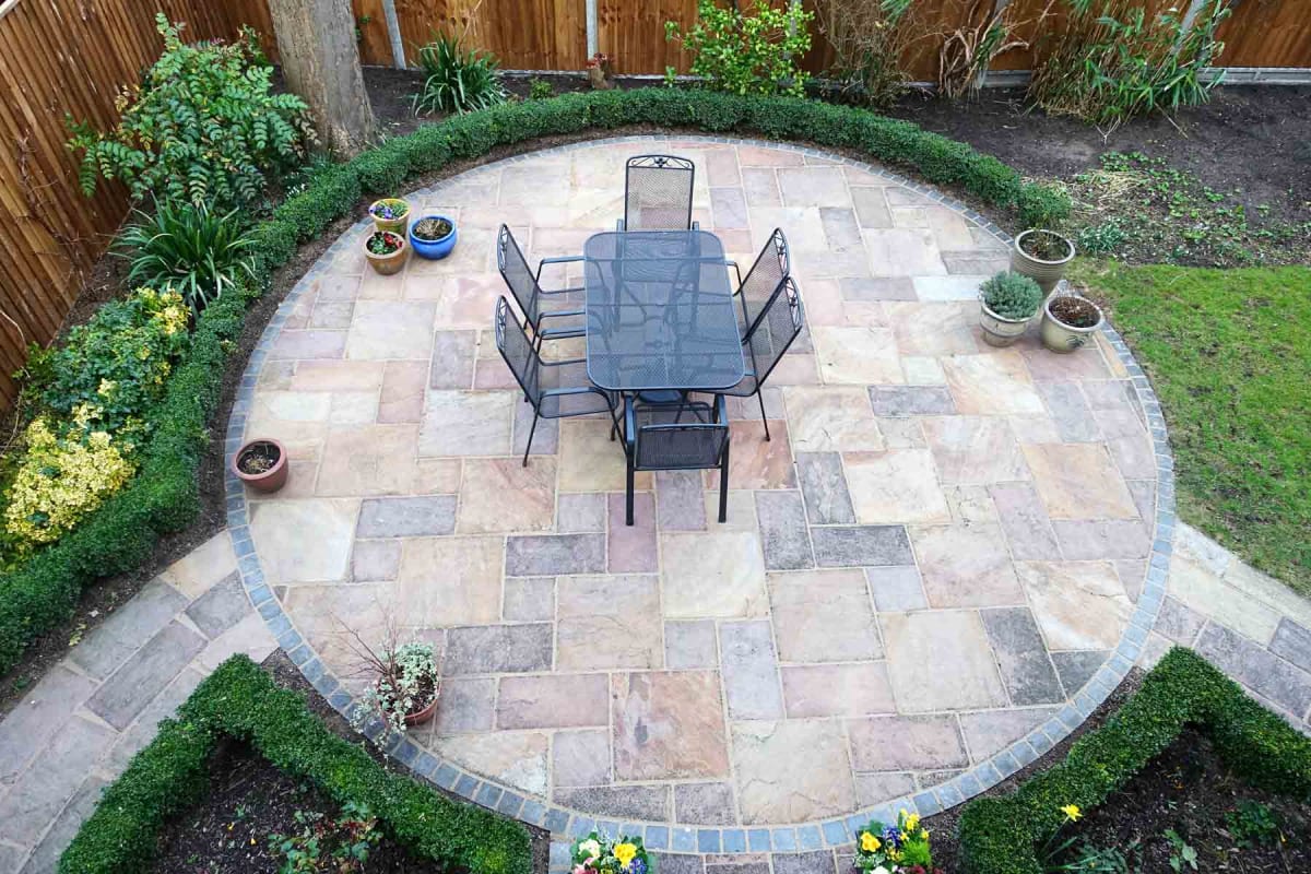 How much does flagstone cost?