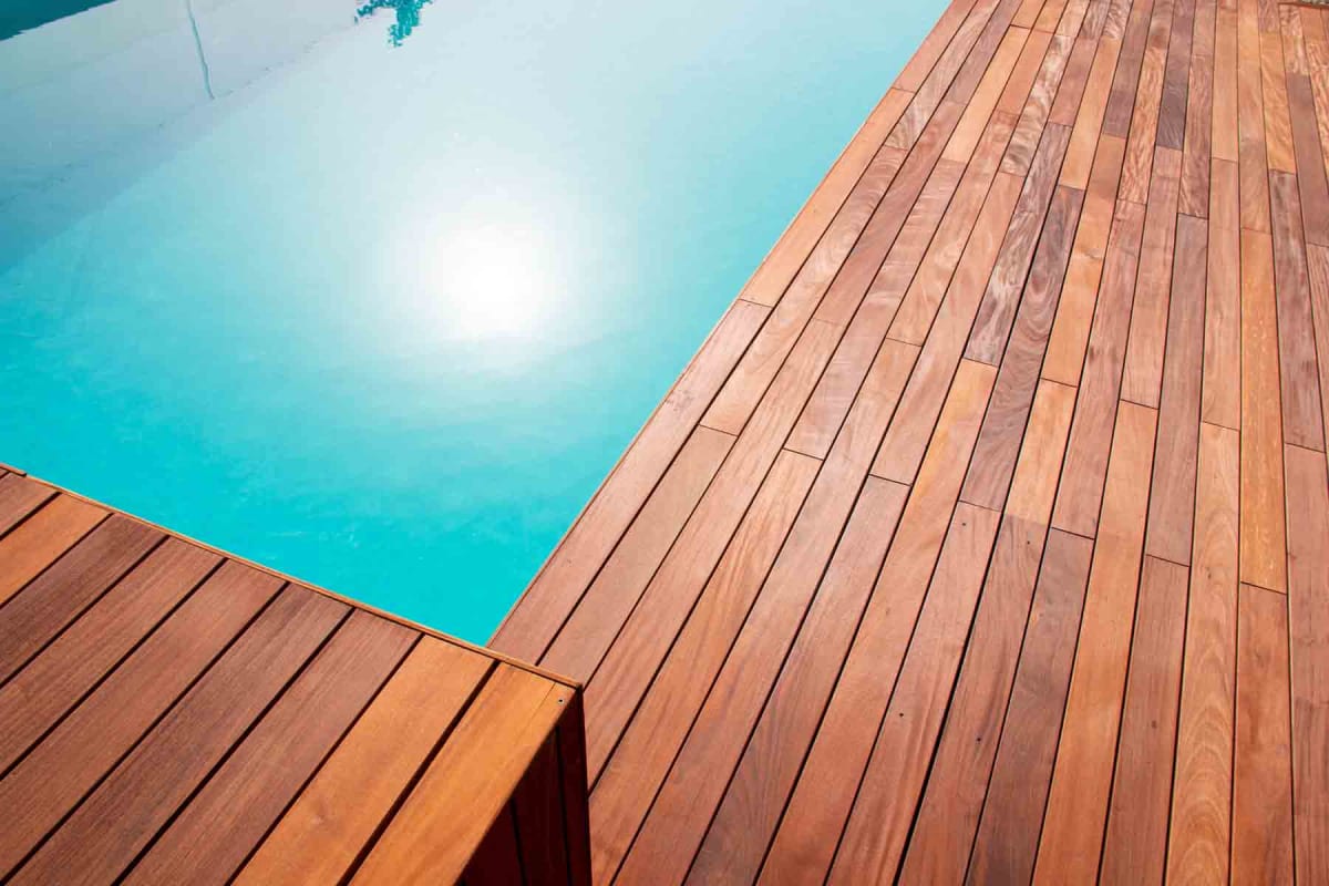 How much does a pool deck cost?