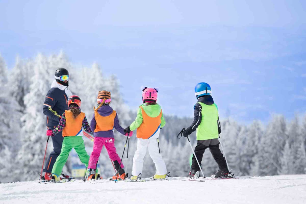 How much do ski lessons cost?