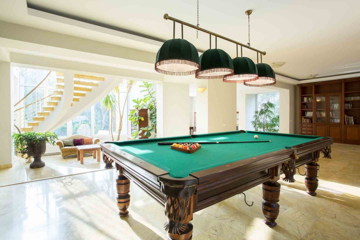 How much does it cost to move a pool table?