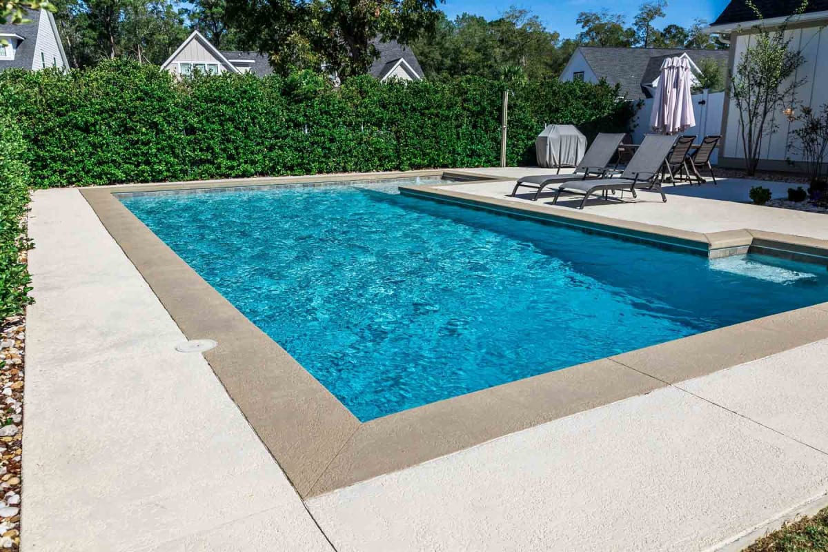 How much does it cost to resurface a pool deck?