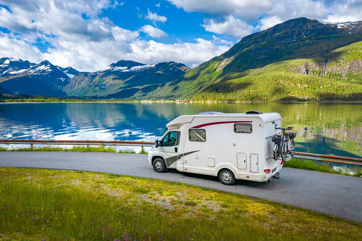 How much does it cost to rent an RV?