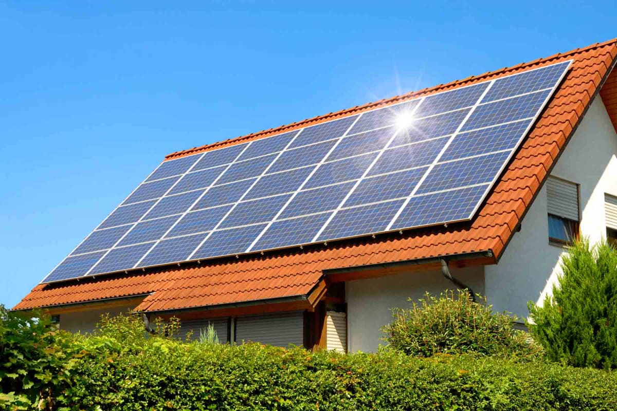 Do solar panels increase home value?