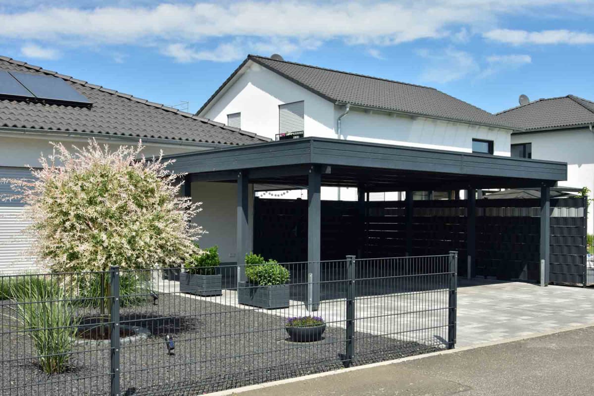 How much does it cost to convert a carport to a garage?