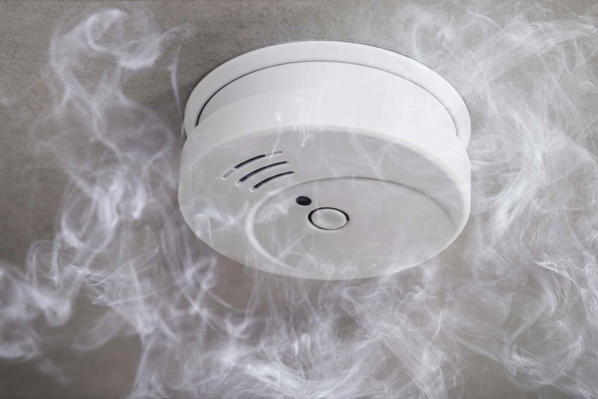 How much does it cost to have smoke detectors installed?