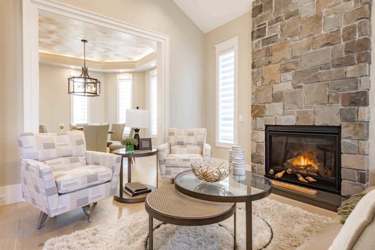 How much does it cost to run a gas fireplace?