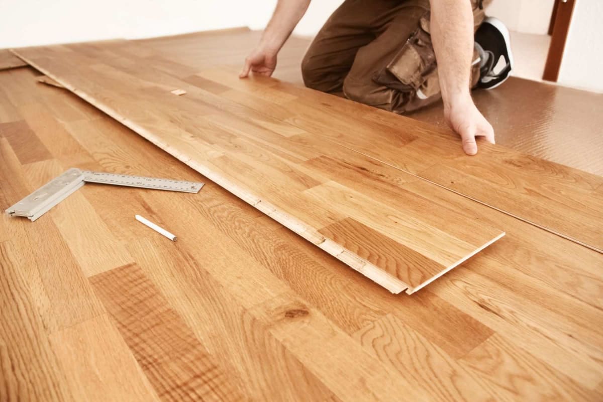 How much does engineered hardwood flooring cost?