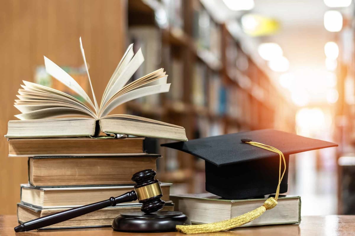 How much does law school cost?