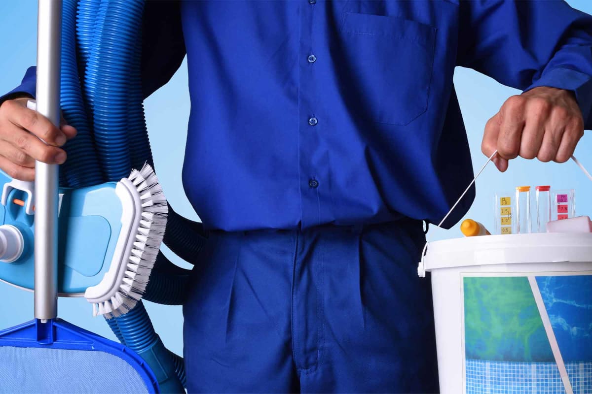 How to Start a Pool Cleaning Business: A Complete Guide