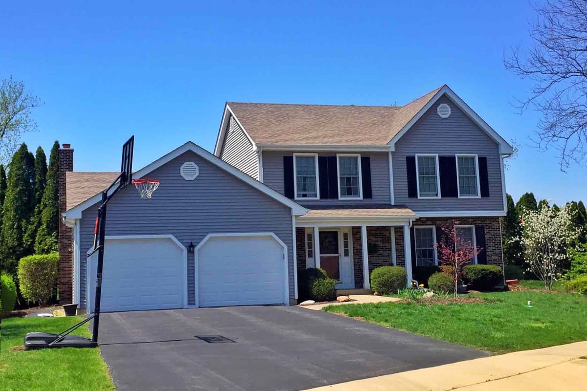 How much does it cost to build a house in Illinois?