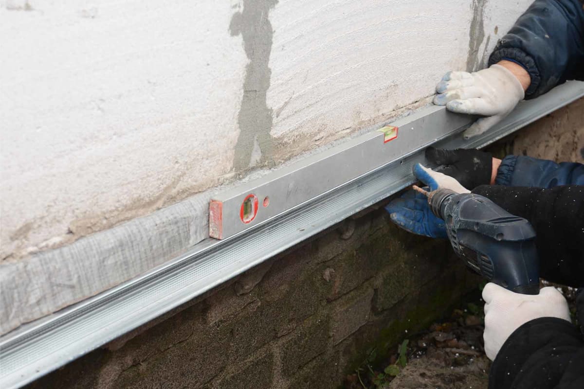 How much does foundation crack repair cost?