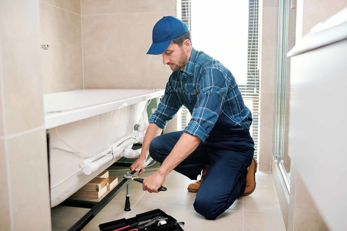 How much does bathtub repair cost?