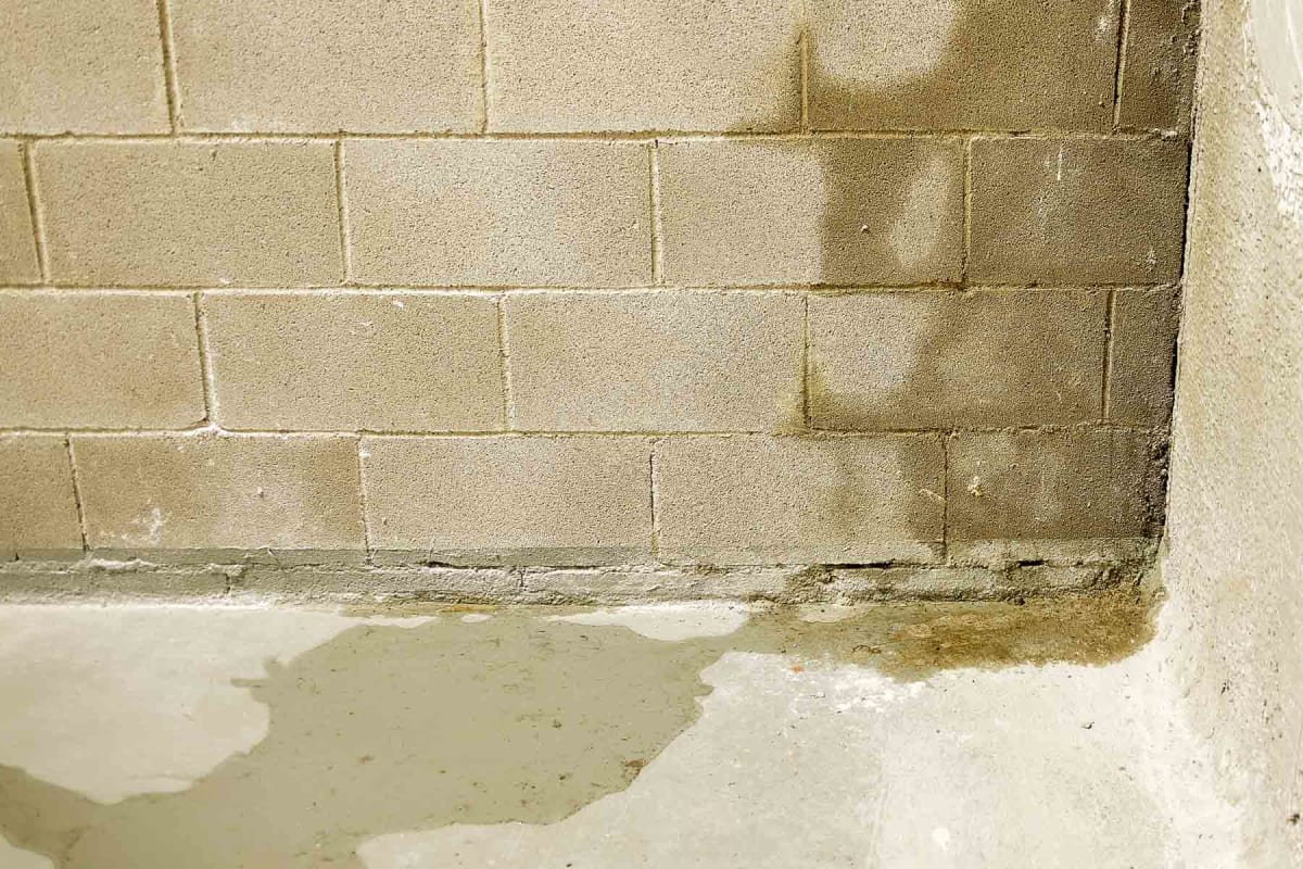 How much does foundation leak repair cost?