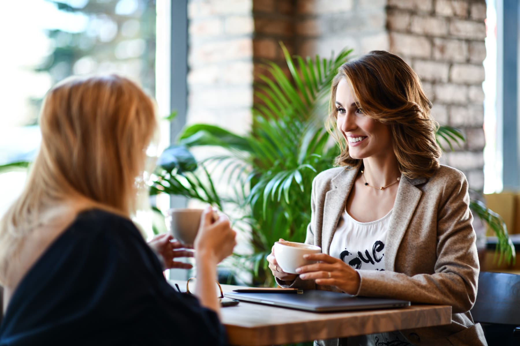 How much does a wedding planner cost?