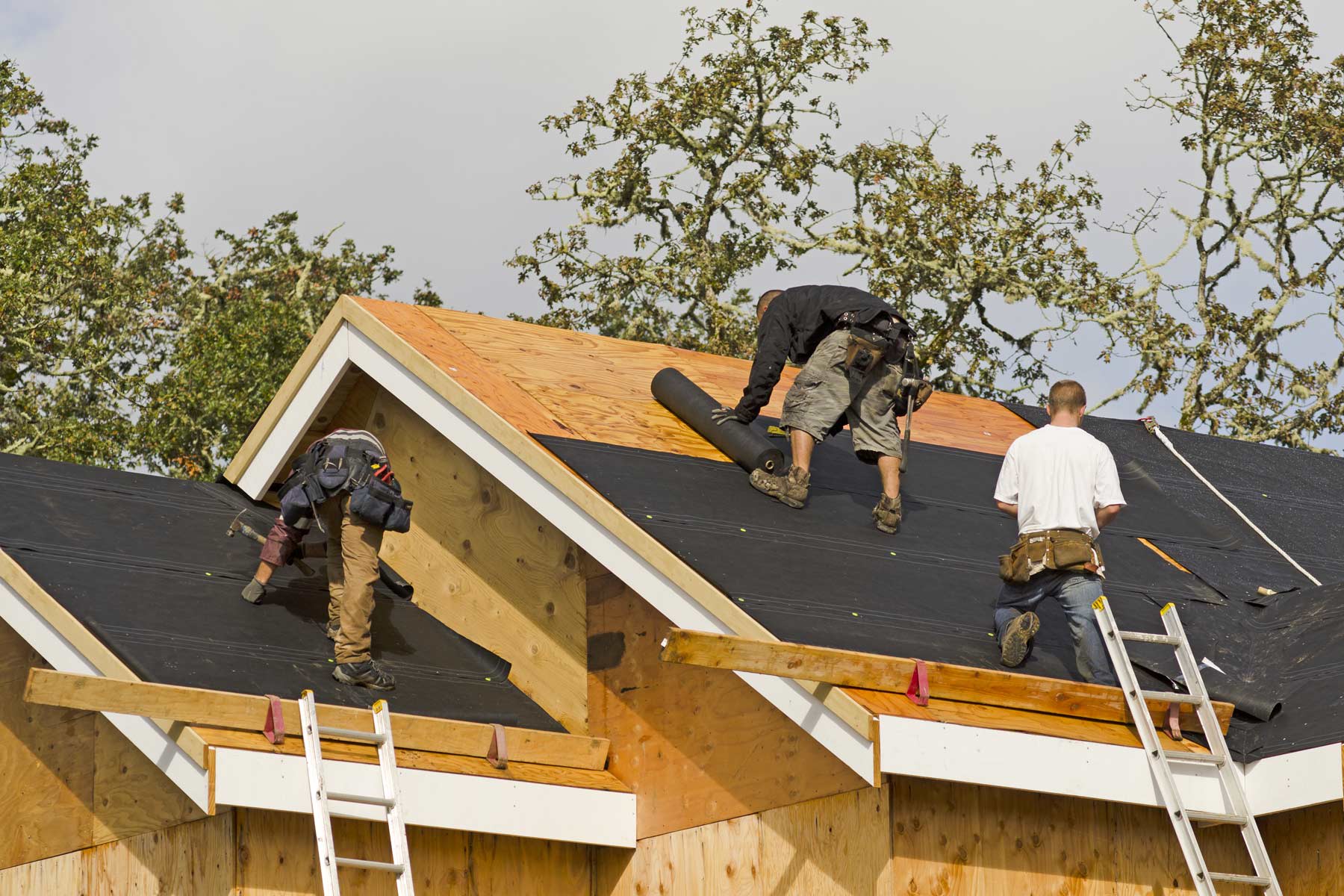 How much does roof underlayment replacement cost?