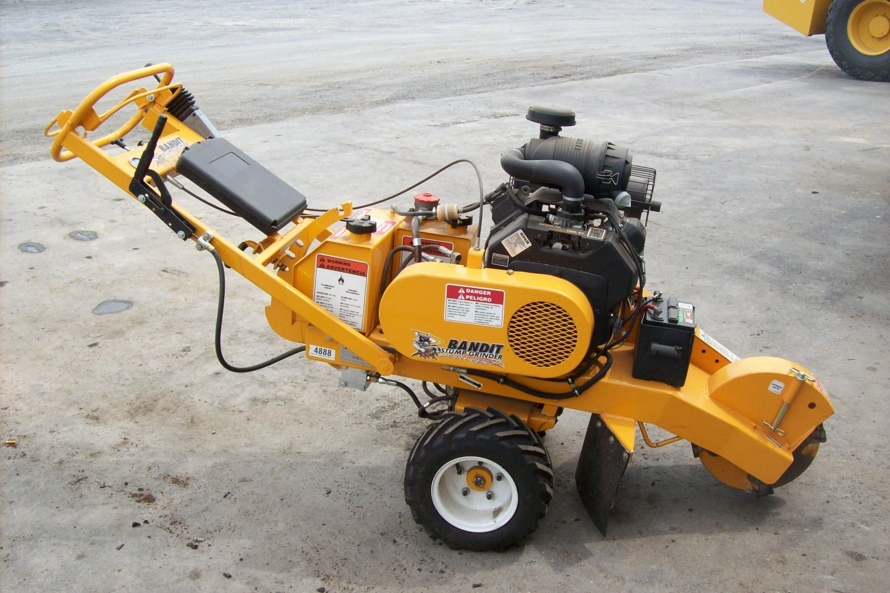 How much does it cost to rent a stump grinder?